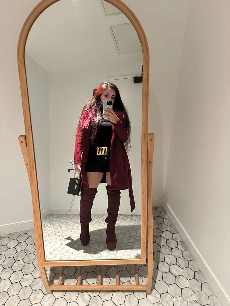 Menna dancing at night